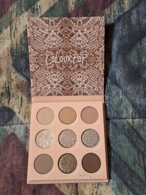 Colourpop That’s Taupe Eyeshadow Palette – Cool Neutral Greys – NEW in Box